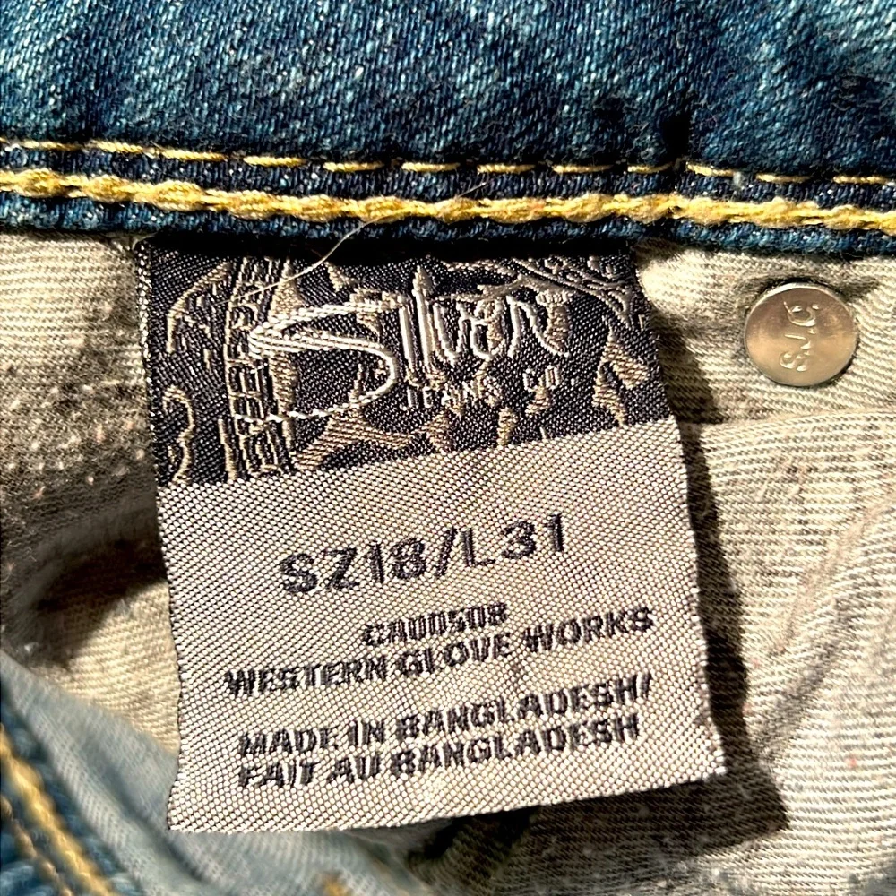 SILVER JEANS 👖 “AIKO” DISTRESSED DESTROYED RIPPED MID-BOOT JEANS Women’s 18 L31 - Picture 13 of 13